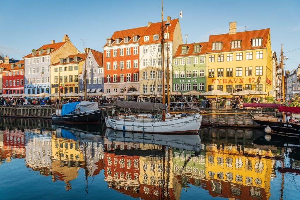 countries around the world face increasing pressure on their pension systems, Denmark has taken a decisive step by officially raising its retirement age to 70 by the year 2040.