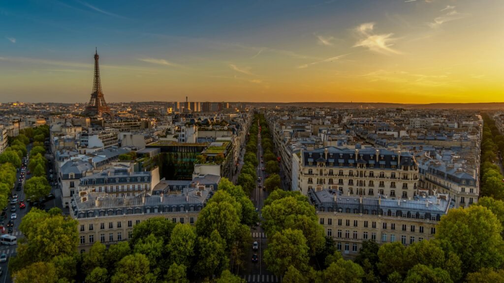 France's fiscal situation has been a point of concern. The government deficit is projected to rise to 6.2% of GDP in 2024, driven by lower-than-expected tax revenues and increased public expenditure.