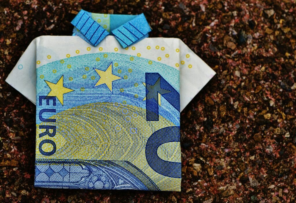 From favorable tax regimes and access to a single market, to grants, funding opportunities, and improved competitiveness, the EU remains a compelling region for entrepreneurs.