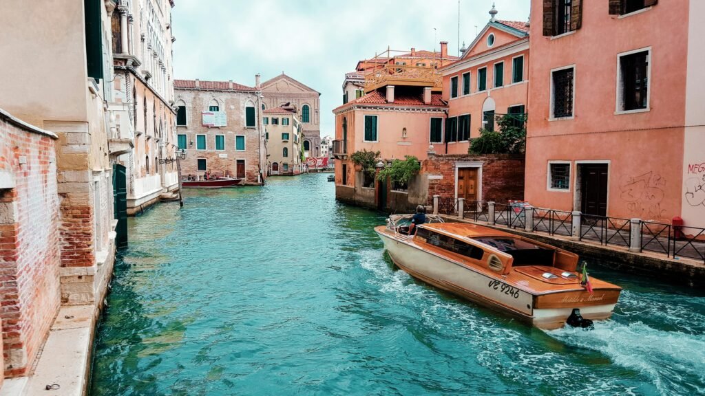 Italy’s post-pandemic recovery strategy, focused on infrastructure, digitization, and sustainable development.