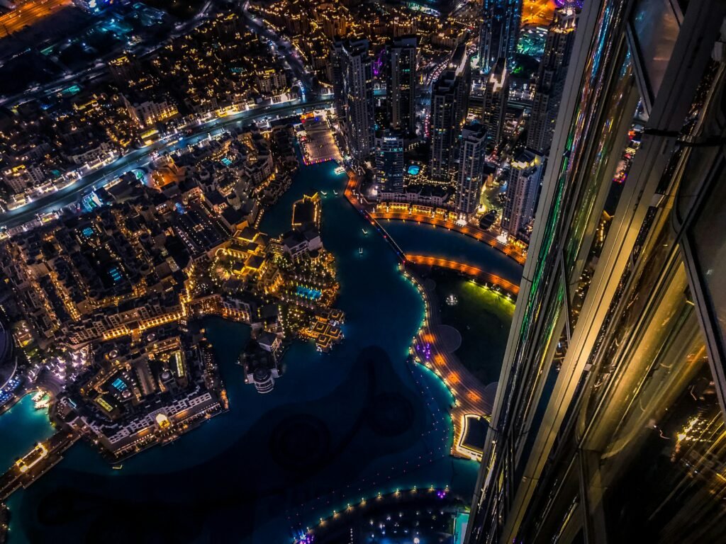 One of the biggest draws of Dubai is its favorable tax regime. Most businesses registered in Free Zones enjoy