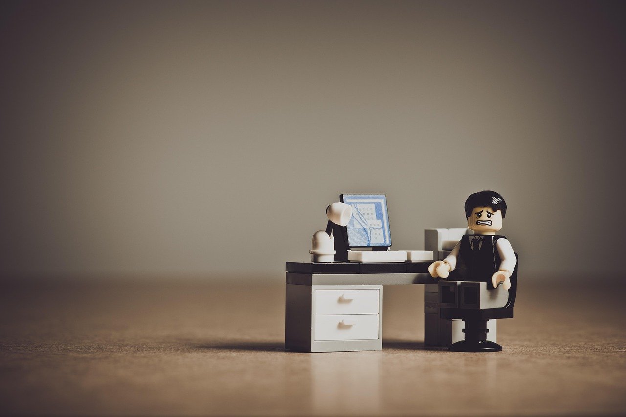 While many in German-speaking countries refer to it as “home office,” the more globally recognized and professional term is “remote work.” In international business contexts, especially within the EU and English-speaking environments, “remote work” is the preferred expression.
