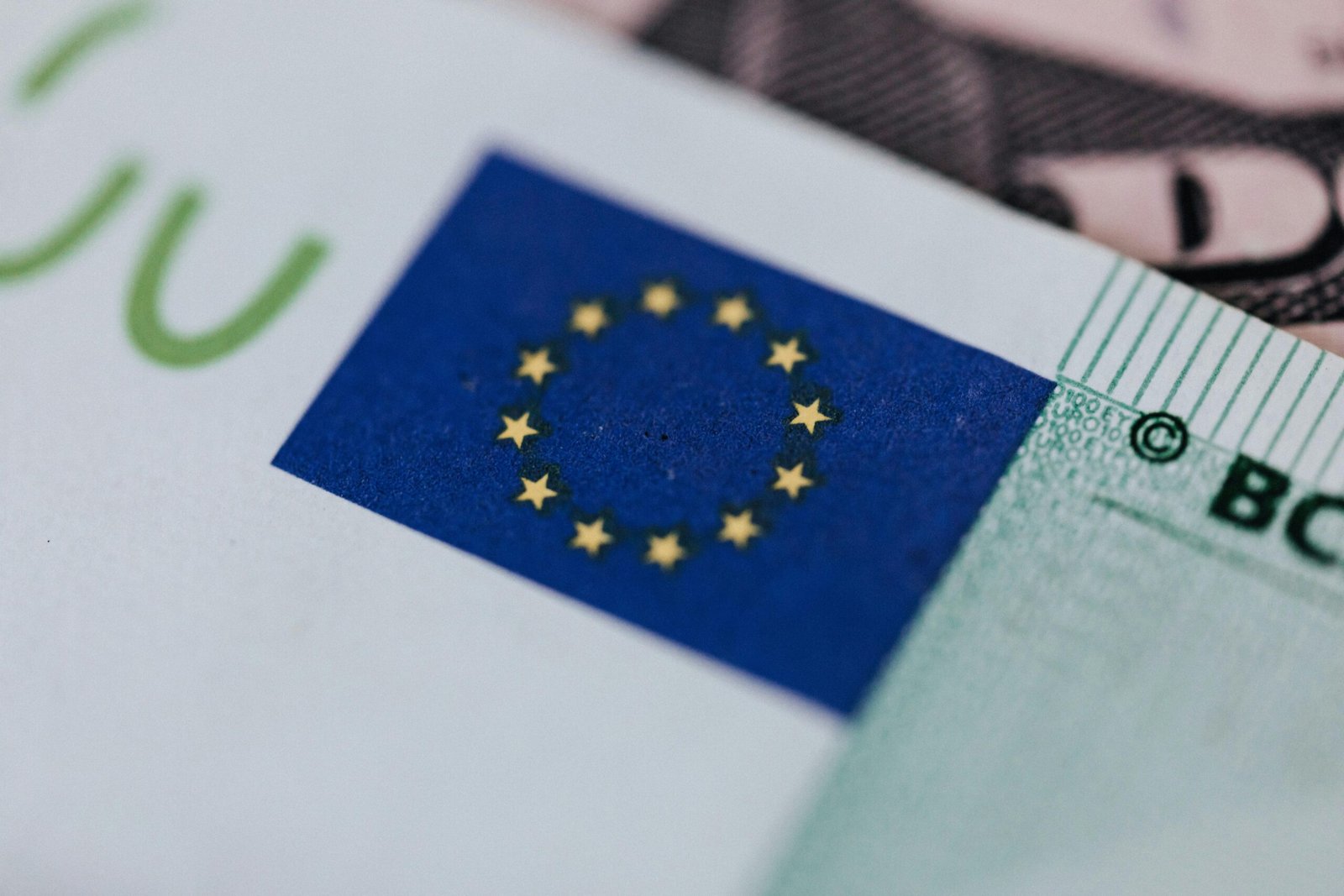 Despite global economic headwinds, the EU remains one of the world’s most stable and prosperous economic areas. With 27 member states, over 440 million consumers, and a single currency used by most, the EU provides a predictable environment where businesses can plan, invest, and grow with confidence.