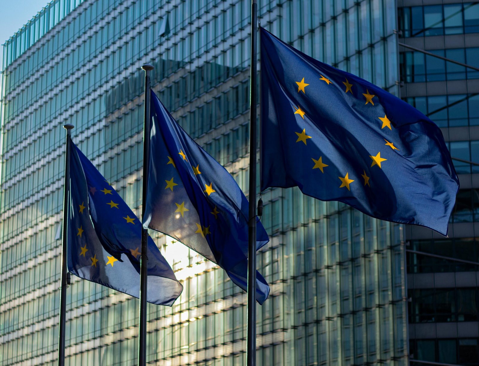 Despite global economic headwinds, the EU remains one of the world’s most stable and prosperous economic areas. With 27 member states, over 440 million consumers, and a single currency used by most, the EU provides a predictable environment where businesses can plan, invest, and grow with confidence.